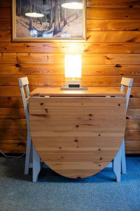 Cozy Norwegian Style Log Cabin In Rural Snowdonia - 2 Bedrooms & Parking By Seren Short Stays Ffestiniog 외부 사진